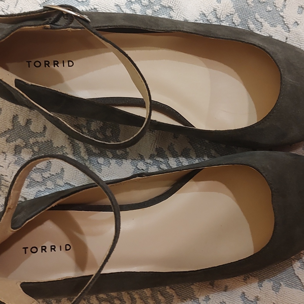 Torrid Shoes - Picture 3 of 7